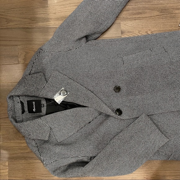 Madewell Averdon Coat in Herringbone Insuluxe Fabric - Picture 7 of 9
